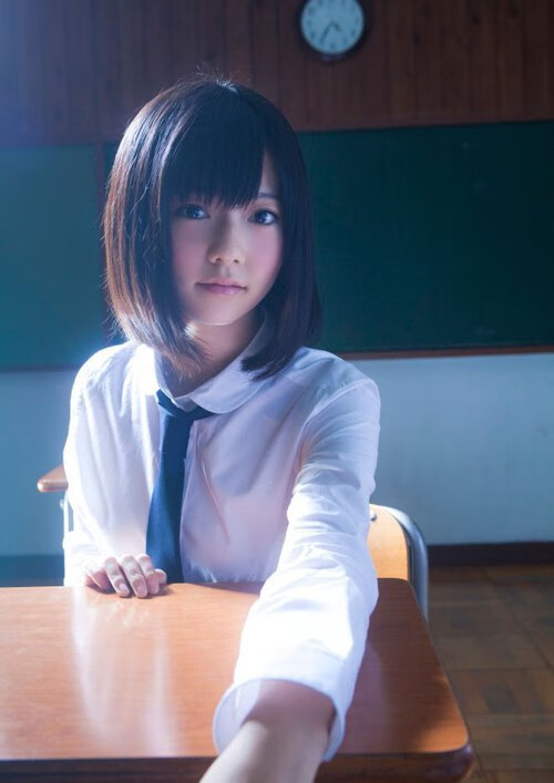 雷火电竞入驻-当孤胆英雄遇上众志成城，足球世界里两种唯一的极致—贝林厄姆的爆发与伊拉克的硬仗