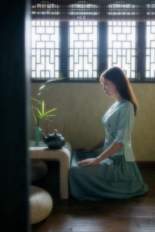 铁血阿坎吉，喀麦隆独苗制霸曼城，他用实力定义唯一的含金量