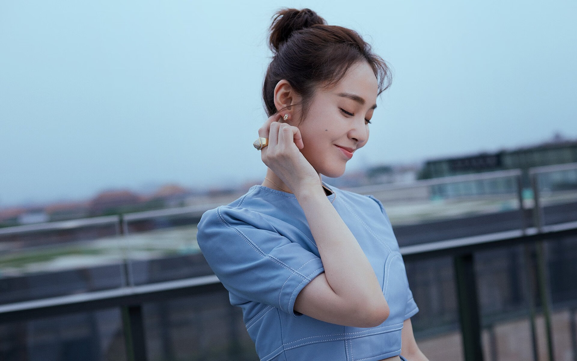 绿茵权杖的交接，2026世界杯E组，莫德里奇的最后一舞与中亚雄鹰的淬火之战